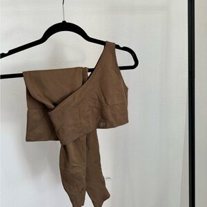 SET ACTIVE Copper One Shoulder Set